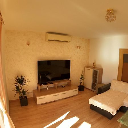 Apartments Mira Kaštela Kültér fotó