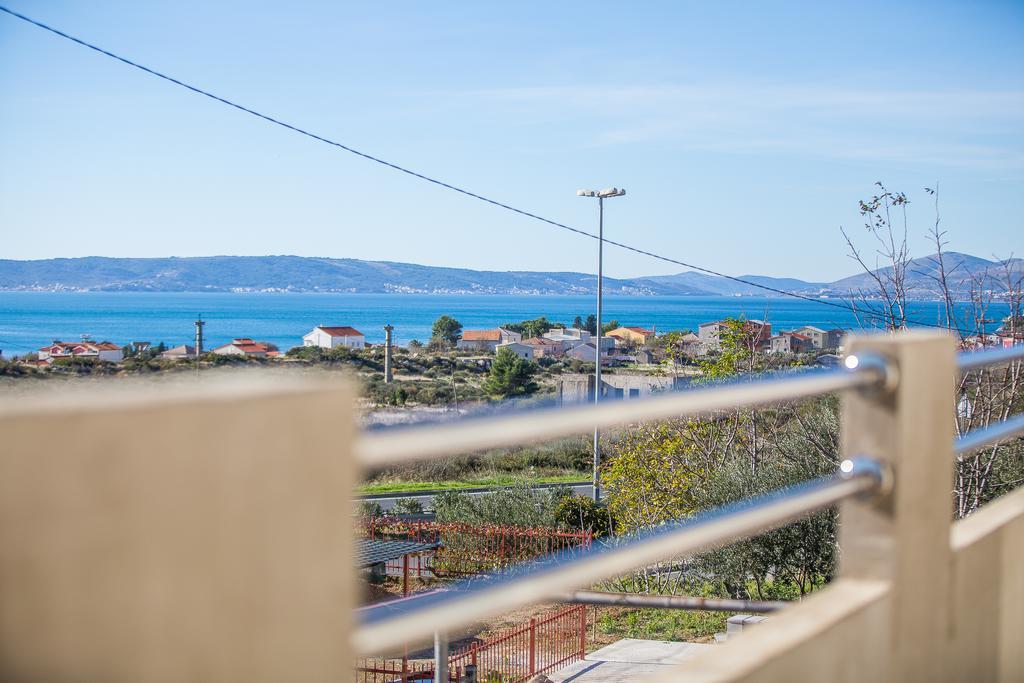 Apartments Mira Kaštela Kültér fotó